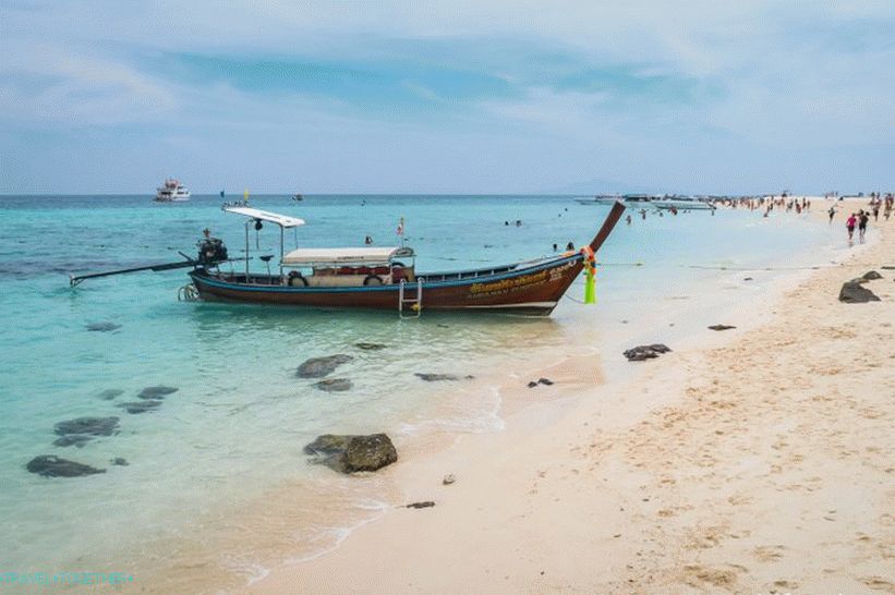 Otok Bambu u blizini Phi Phi - uključen u sve ture