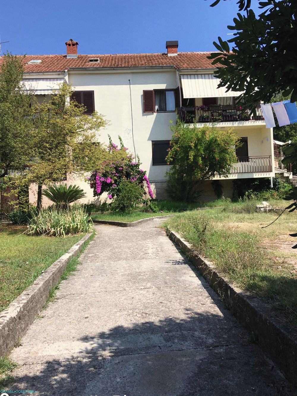 Kuća u privatnom sektoru u Crnoj Gori
