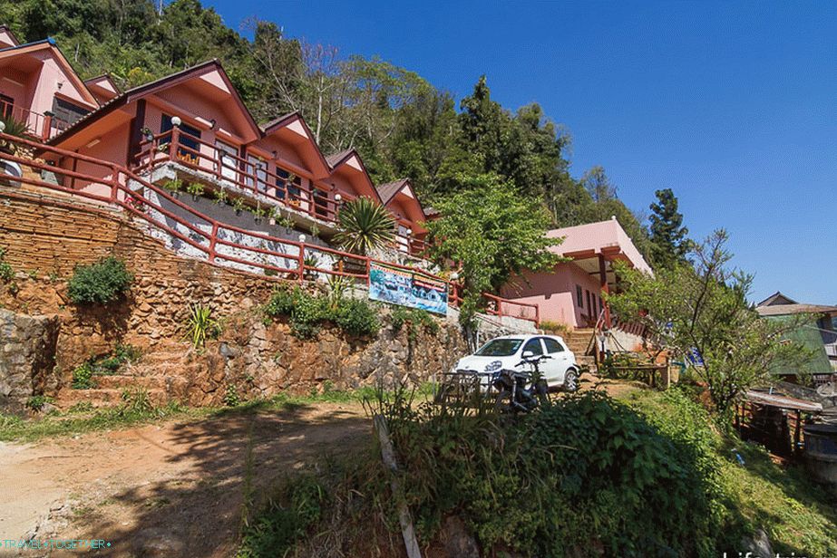 Jeftini hotel Naha u Ang Khangu