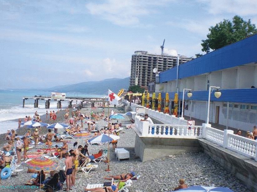 Hoteli Lazarevskogo sa svojom plažom - moj popis