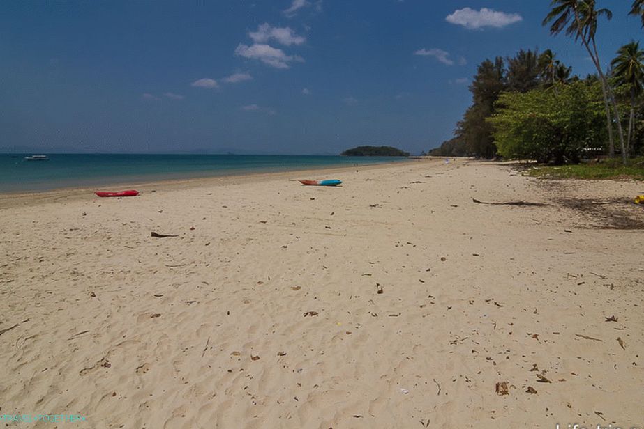 Plaža Klong Muang s lijeve strane, u blizini hotela Sheraton