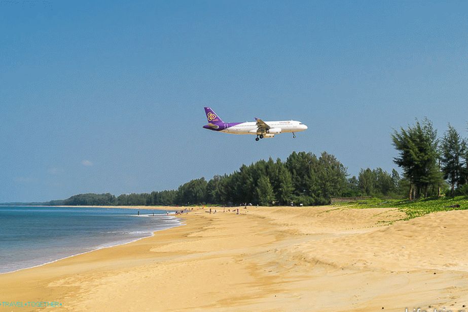 Plaža s avionima