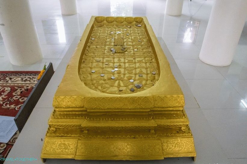 Unutar prve razine pagode