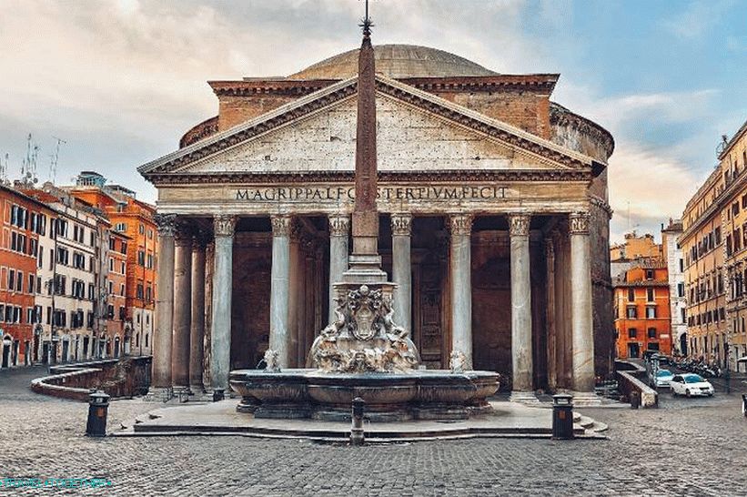 Panteon na Piazzi della Rotonda