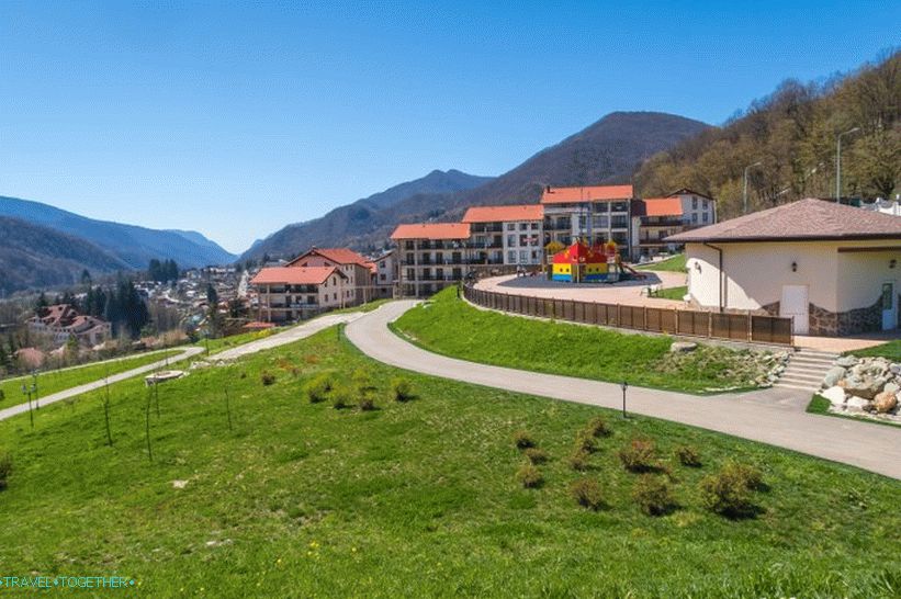 Pogled na park u smjeru igrališta