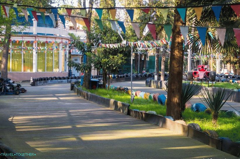 Park Riviera u Sočiju - fotografije, vožnje, karta