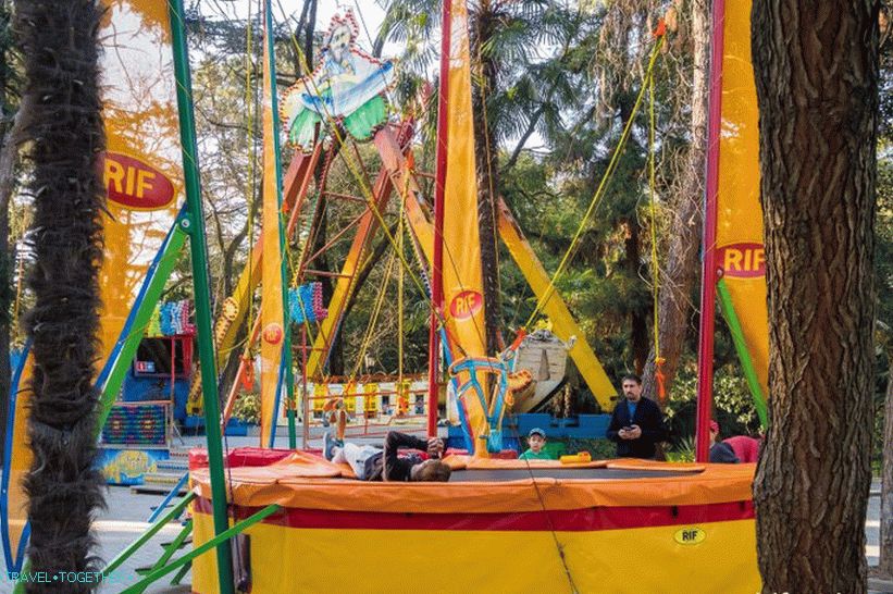 Park Riviera u Sočiju - fotografije, vožnje, karta