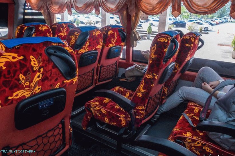 Autobus od zračne luke do pristaništa u Donsaku