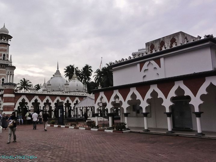 Džamija Jamek (Masjid Jamek) je zatvorena