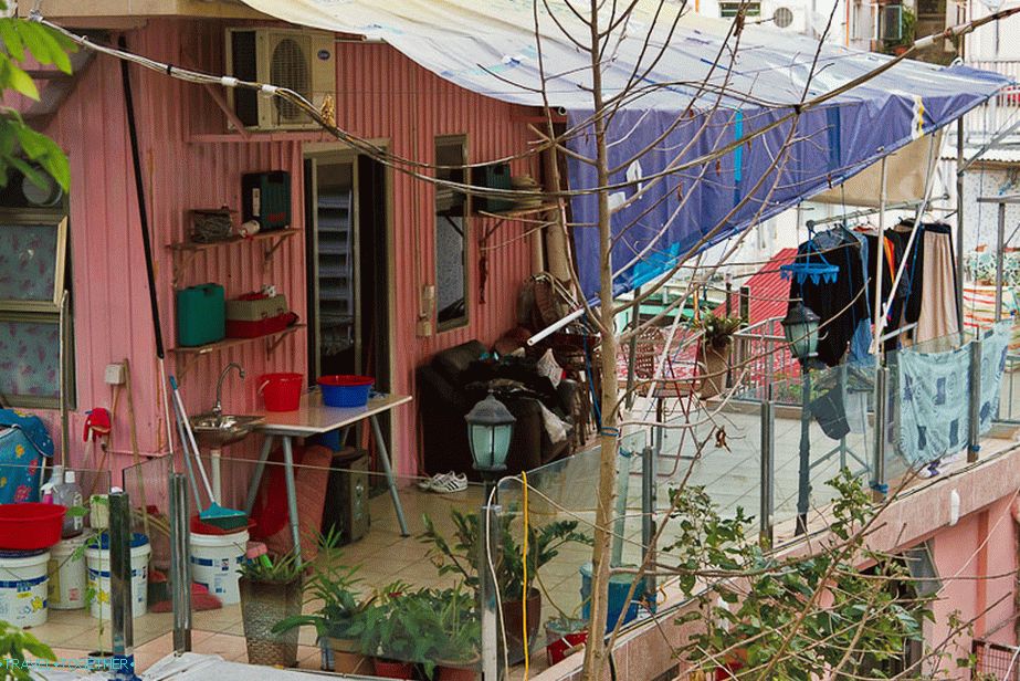 Selo Pok Fu Village na jugu otoka Hong Kong