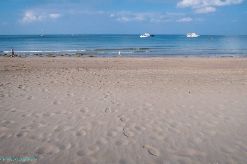 Plaža Ba Kan Tiang - mjesto za miran odmor na Lanti