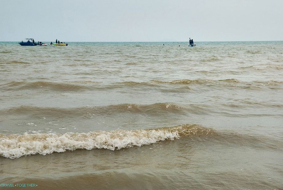 Plaža Jomtien - duga i popularna