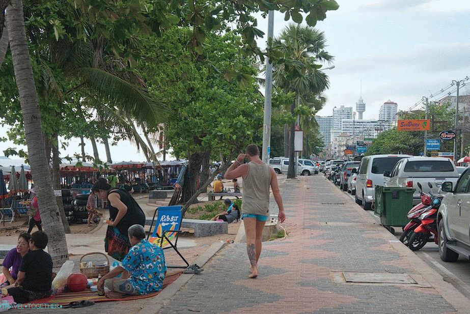 Plaža Jomtien - duga i popularna