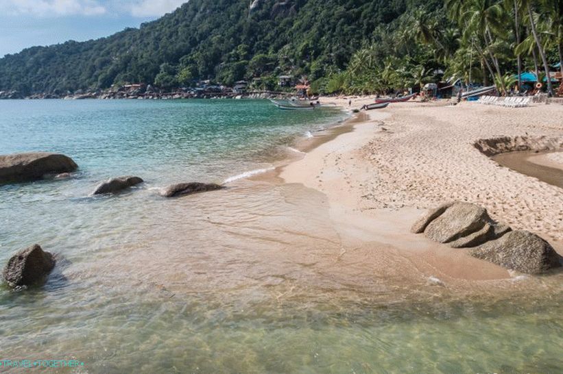 U ovom dijelu plaže nalazi se rijeka koja se suši u toplinskoj sezoni.