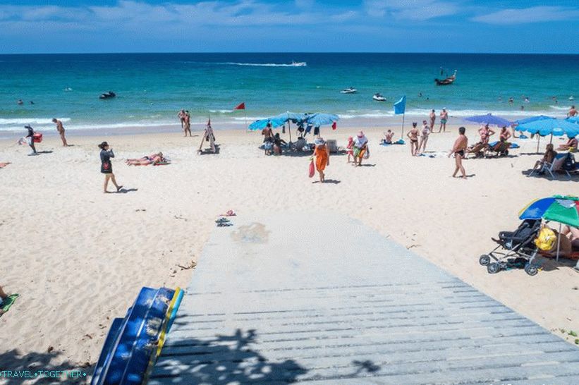 Plaža Karon u Phuketu (plaža Karon) - gotovo kao Patong