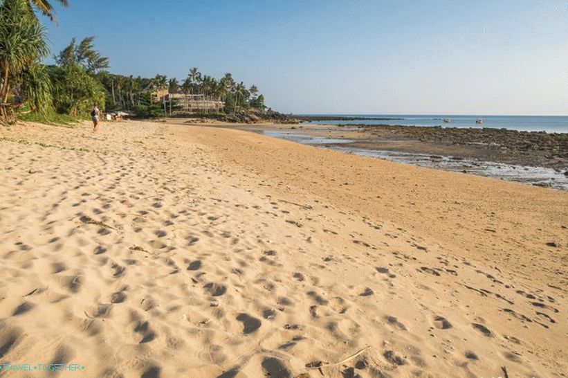 Klong Khong na Lanti na oseci, lijeva polovica plaže