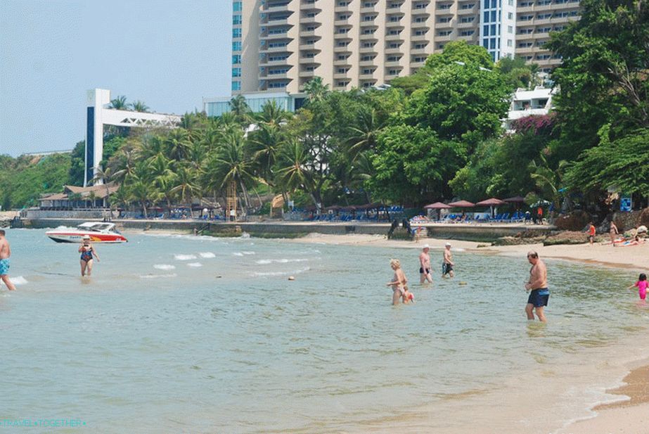 Ugodna plaža (Cozy Beach) - mala plaža Pratamnak