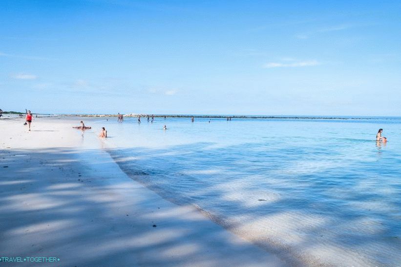 Onda sam otišao u Chaloclama i fotografirao Malibu u smjeru otvorenog mora, a ne u smjeru zaljeva.
