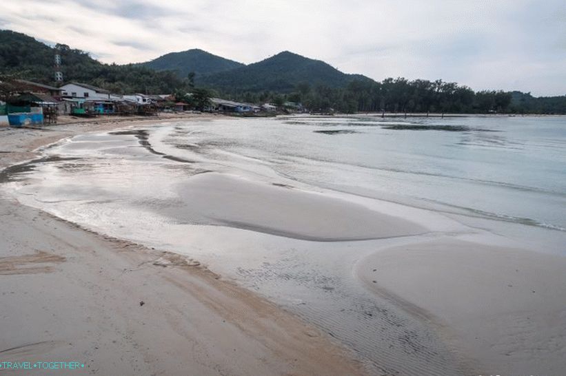 Pogled Chaloklum na plažu Malibu