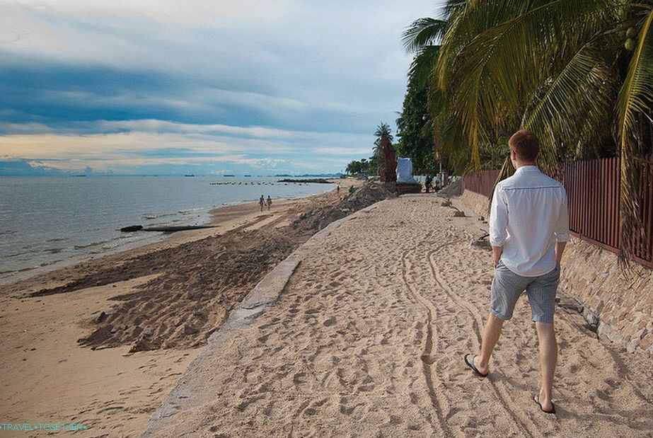 Sjeverni kraj plaže je gotovo napušten