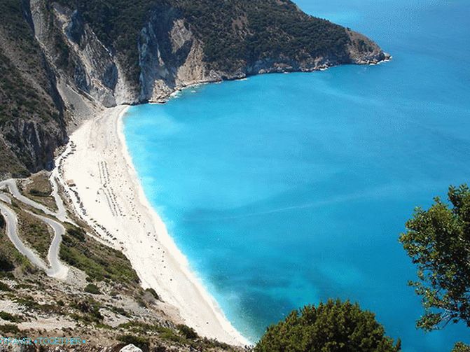 Odmor na plaži u Grčkoj - dodir mora