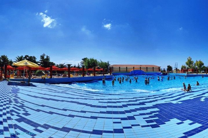Odmor za djecu, Vodeni gradski vodeni park na Kreti