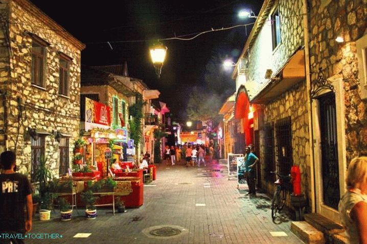 Vrijeme u Marmarisu u lipnju - Bar Street