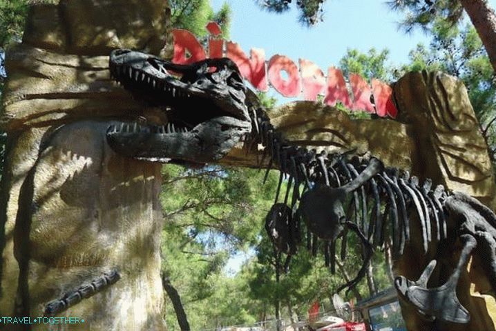 odmor s djecom, Kemer, dinopark
