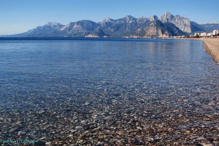 Što učiniti i vidjeti u Antaliji, na plaži Konyaalte