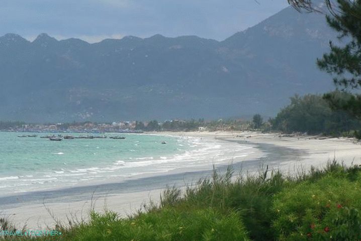 Vrijeme u Nha Trang u ožujku, Plaža u Nha Trang
