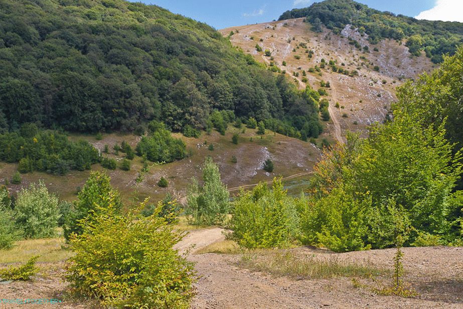 Približavamo se parkiralištu East Suata