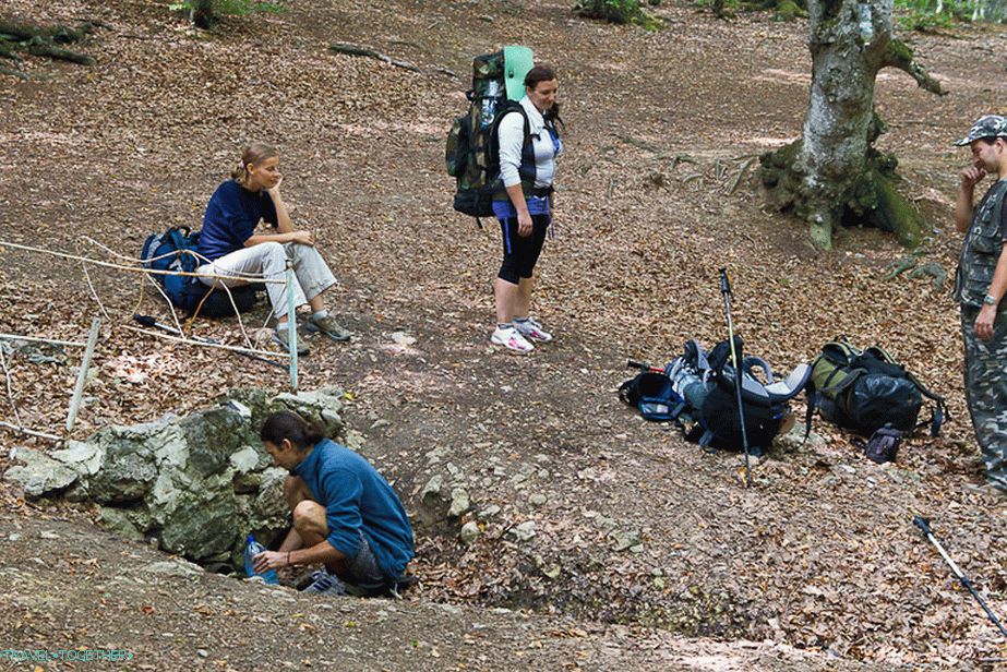 Proljeće oko m / s istočnog odijela