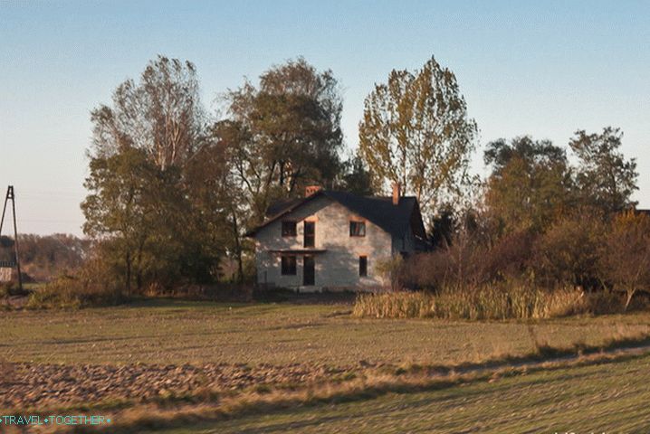 U predgrađu Poljske većina kuća je dobro održavana i uredna.