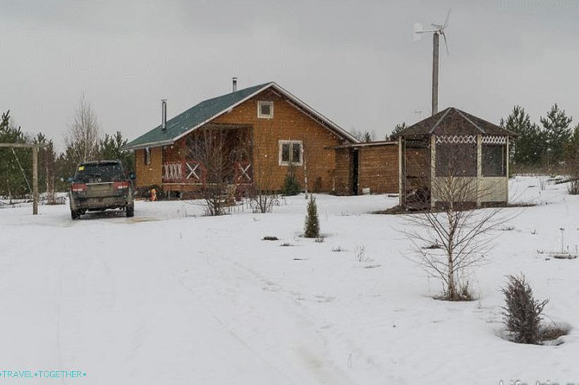 A ovo je dom drugih naših prijatelja, ali usput se seli u Sochi