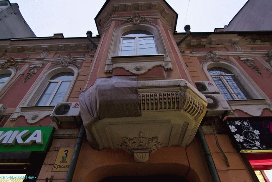 Prozorski prozor u kući na Sumskoj ulici