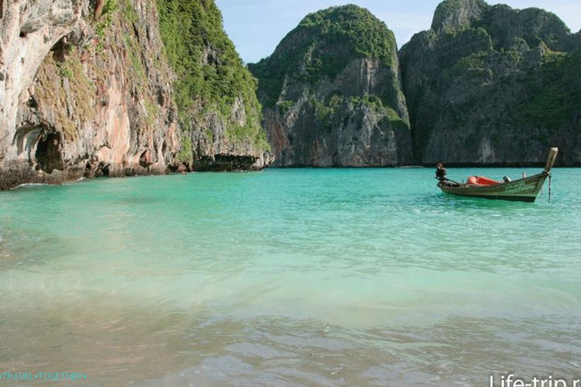 Zaljev May Bay, Phi Phi Le