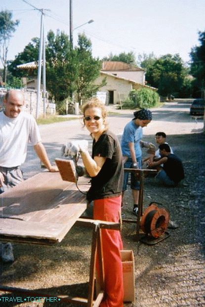 Volonterski rad - restauracija i izgradnja.