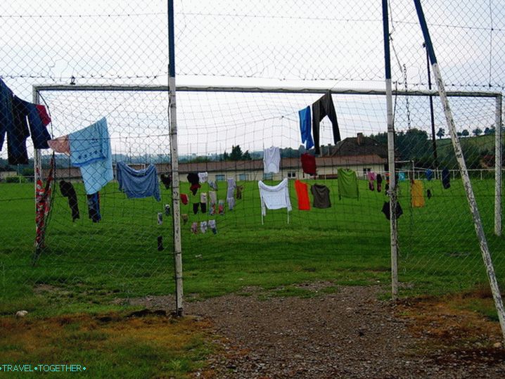 Kamp dobrovoljaca - život.