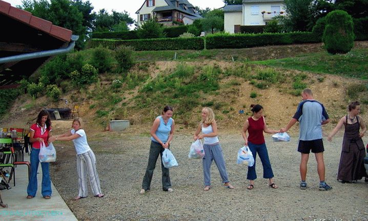Volonterski kamp - jedinstvo u radu.