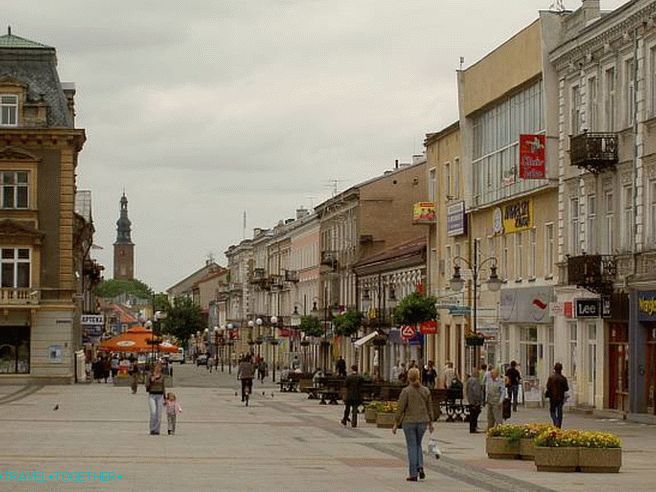 Ulica Pilsudski - glavni bulevar Radom