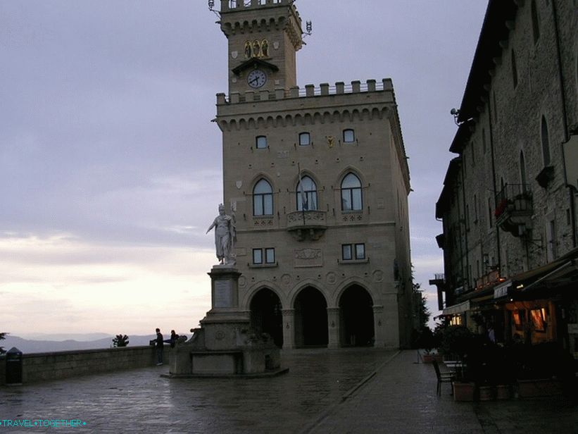 Palazzo Pubbliko