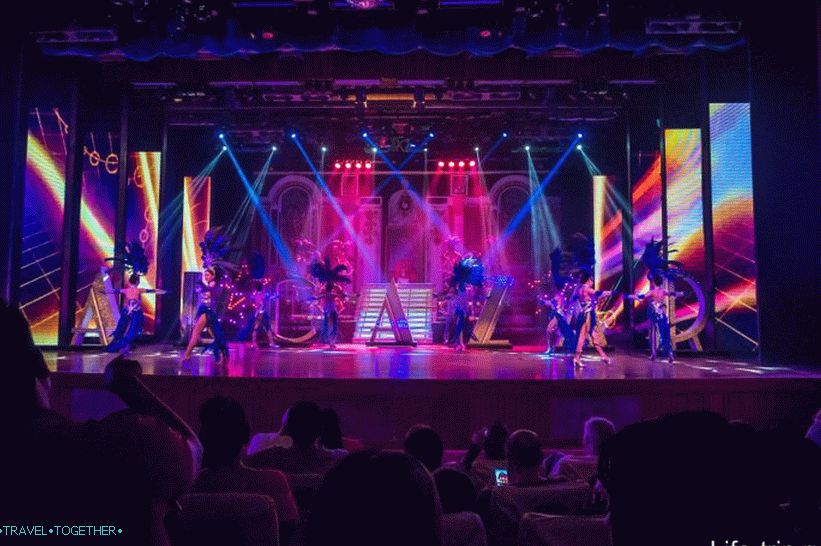 Show Alcazar u Pattayi - moj pregled transvestita emisija