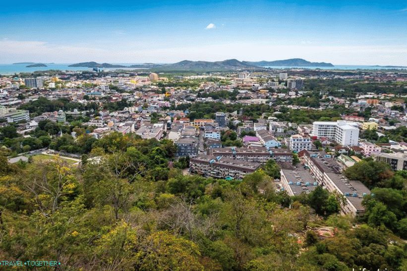 Pogled na grad Puket s visine
