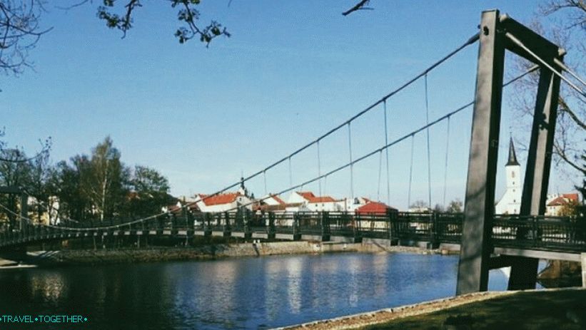 Pješački most preko Otave