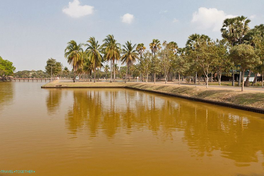 Središnji dio parka Sukhothai