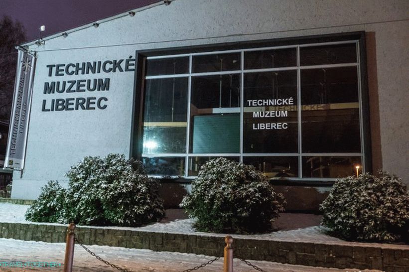 Tehnički muzej Liberec - stari automobili i lokomotive