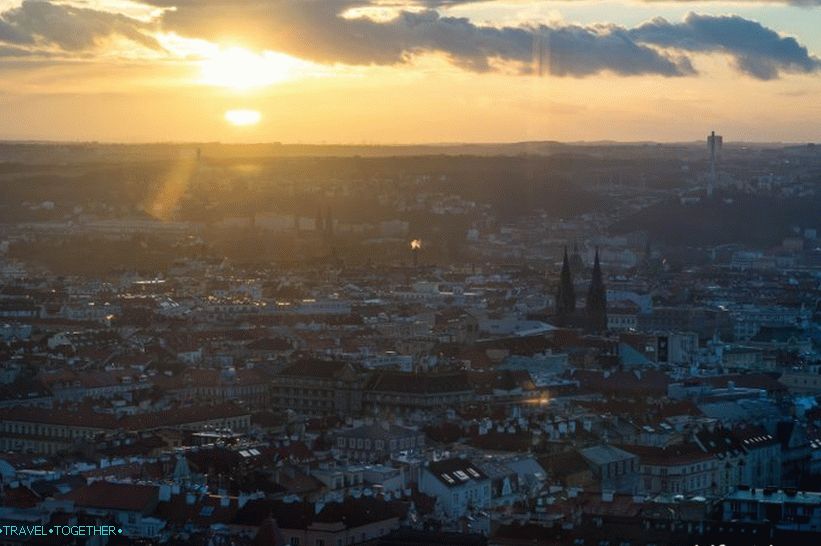 Pogledi iz Praga iz TV tornja