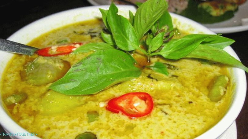 Tajlandska hrana - Gang Keow Wan