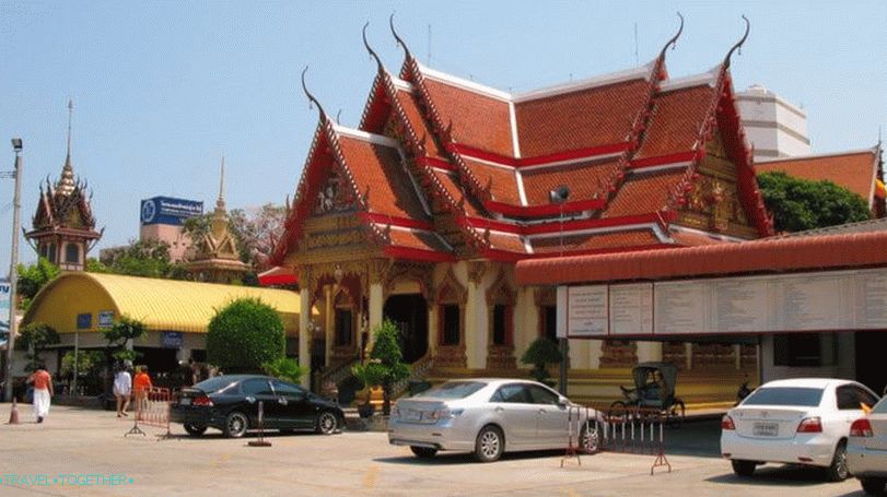 Hram Wat Ampharama u Hua Hinu
