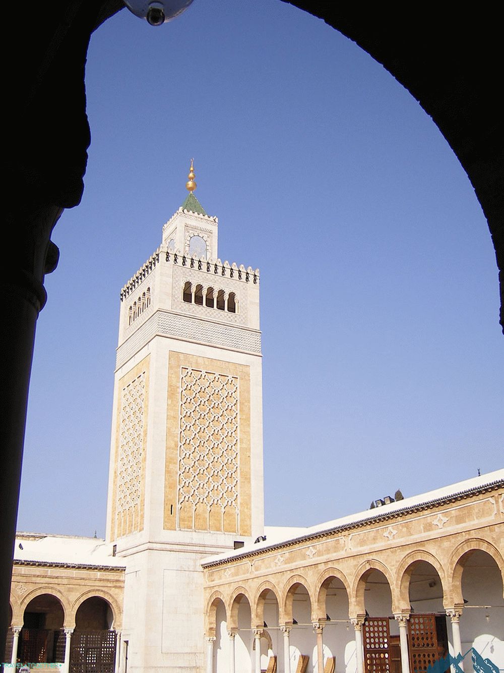 „Tunis”